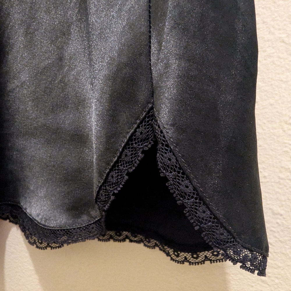 Olga Vintage Black Satin Half Slip w/ Lace Trim Hem- L - Picture 8 of 11
